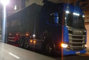 Caminhoneiro  preso por transporte ilegal de 20 mil litros de pesticida em rodovia de Marlia