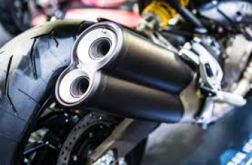 PM acaba com racha de motos em vicinal do Salto Botelho