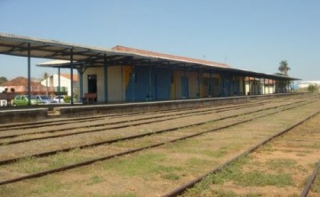 Homem diz que foi v�tima de tentativa de assalto na pista de caminhada da Fepasa