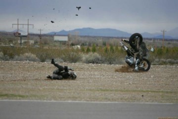 Motociclista atropela animal e se acidenta em Irapuru
