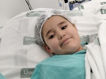 Cirurgia da menina Maria Eduarda, de Sagres, foi hoje em Prudente e deu tudo certo