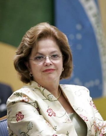 CNT/Sensus mostra Dilma na frente