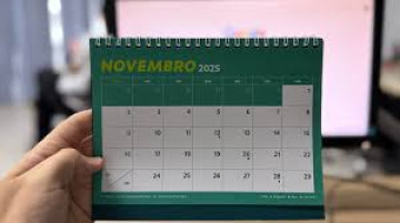 Novembro tem tr�s feriados, mas apenas um em meio de semana