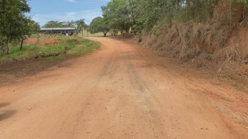 Prefeitura interdita estrada rural do Bairro Lagoa Azul por quatro semanas