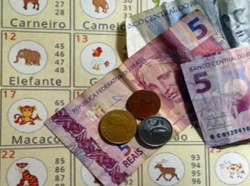 Pol�cia Civil flagra jogo do bicho e investiga dona de casa de apostas em Mar�lia