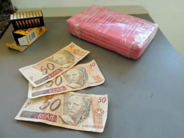 Prudente: Pol�cia Rodovi�ria det�m trio com notas falsas, crack e muni��es