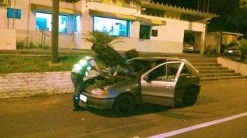 Pol�cia Rodovi�ria de Adamantina apreende 100kg de maconha em ve�culo de Pardinho (SP)