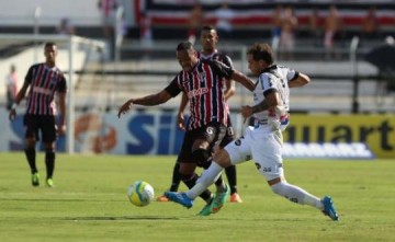 Ponte faz 2 a 1 e mantm So Paulo sem vencer longe do Morumbi