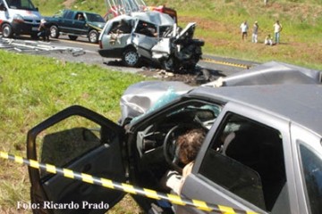 Reboque irregular se solta e causa acidente com 7 mortos em Mar�lia