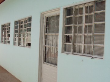 Veja fotos do vandalismo no Centro de Pediatria