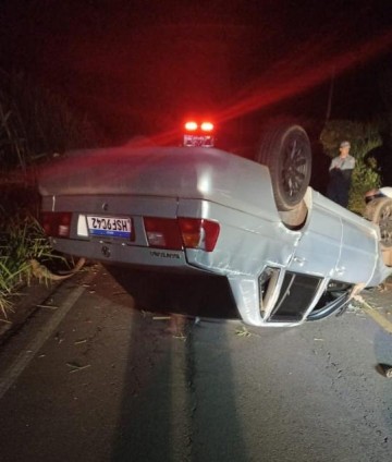 Acidente na vicinal entre Bastos e Tup� deixa duas pessoas feridas