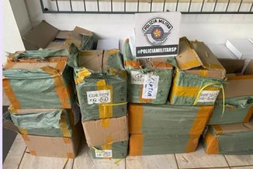 Pol�cia Militar apreende carga de produtos do Paraguai avaliada em R$ 300 mil