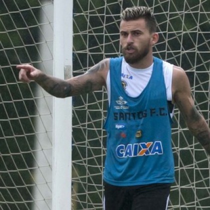 Lucas Lima vive boa fase no Santos (Foto: Ivan Storti / Divulgao Santos FC)