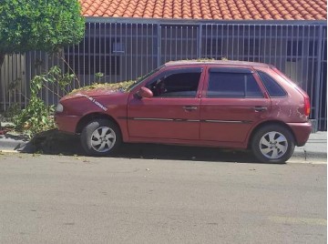 Vereador �lvaro Cabeleireiro se envolve em acidente na manh� deste s�bado