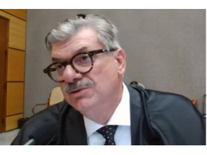 STJ deve afastar ministro acusado de ass�dio