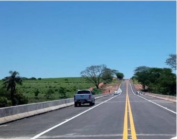 Governo do Estado deve liberar tr�fego na ponte sobre o Rio Feio em Sant�polis do Aguape� na SP-425 amanh�