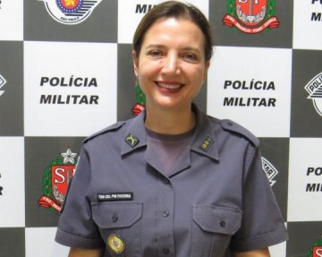 Tenente-coronel Renata Fassina  a 1 mulher a comandar batalho da PM de Prudente