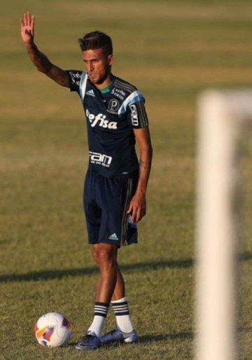 Rafael Marques revela agresses na China e festeja ter ficado no Palmeiras