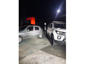 Pol�cia Militar recupera ve�culo roubado em Panorama e prende suspeito em Monte Castelo