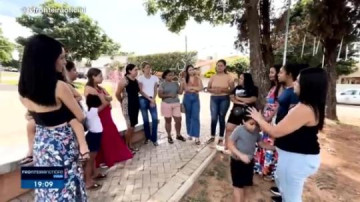 Fam�lias de Luc�lia vivem inseguran�a com risco de interrup��o nas terapias de crian�as autistas