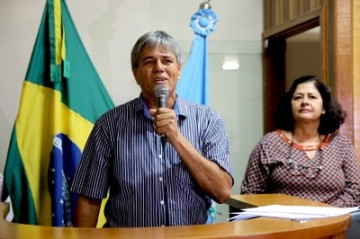 Justi�a manda bloquear bens do ex-prefeito de Sagres, Brandinho