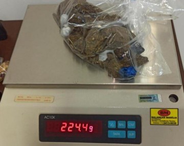 Dupla de Parapu� � presa com crack e maconha pelo TOR