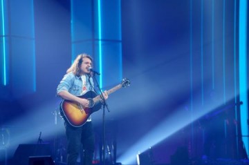 PODCAST: Conhe�a o brasileiro que morou em Tup� e � casado com osvaldo cruzense e est� classificado para o The Voice no Canad�