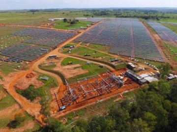 Veja imagens da usina fotovolt�ica em constru��o no munic�pio de Dracena
