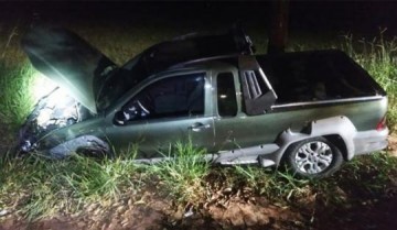 Acidente fere duas pessoas ap�s batida lateral na SP-294 entre Tup� e Iacri