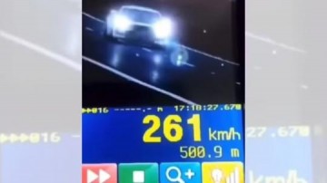 Motorista de Camaro � flagrado a mais de 260 km/h na rodovia Castello Branco em Santa Cruz do Rio Pardo