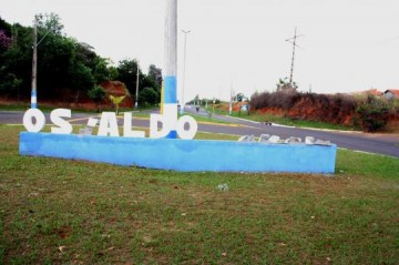 A queda de bra�o do letreiro na sa�da de Sagres