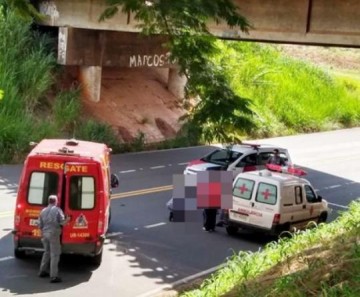 Homem se joga de pontilh�o em Pacaembu