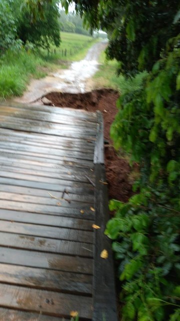 Estrada do Perdido est� com tr�fego interrompido em OC