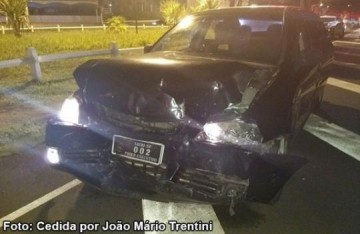 Acidentes em sequ�ncia na SP-294 envolve ve�culo da prefeitura de Iacri que transportava paciente