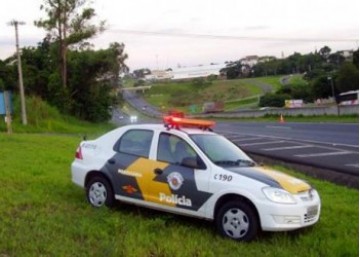 Cardan se solta e causa acidente em Osvaldo Cruz