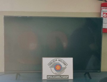 Pol�cia Militar de Osvaldo Cruz localiza objetos furtados